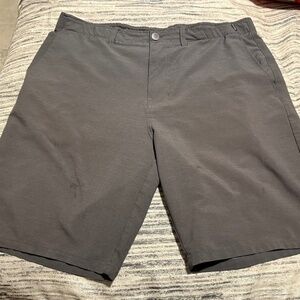 Veece Shorts Size 36